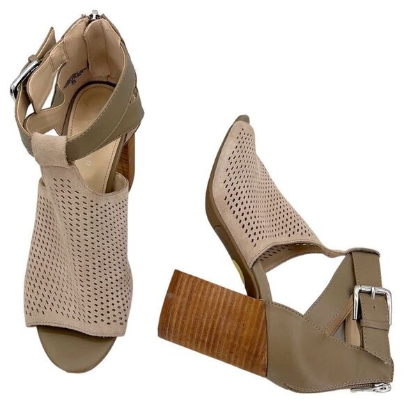 Marc Fisher Gabie Taupe Suede Leather Perforated Shootie Block Heel Sandals Sz 9 - Picture 12 of 12